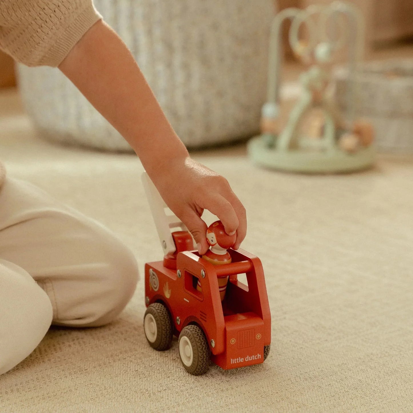 Little Dutch - Camion dei pompieri con personaggio