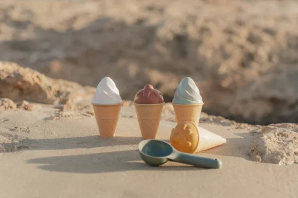 Little Dutch - Set da spiaggia gelato 9pz