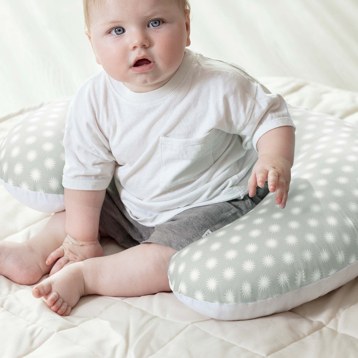 Koala Hug Baby - Cuscino allattamento stelle grigio