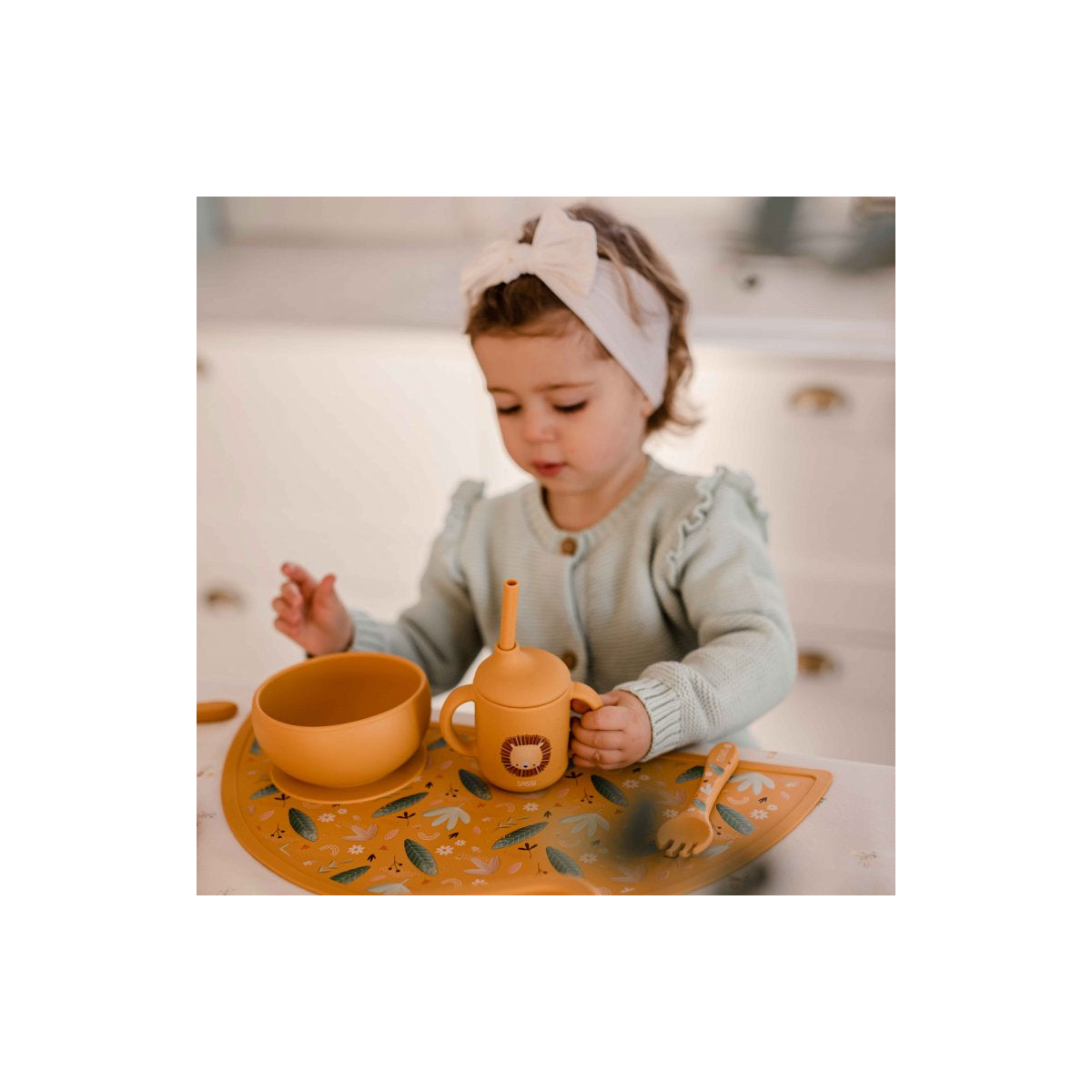 Sassi Junior Bicchiere con cannuccia in silicone leone